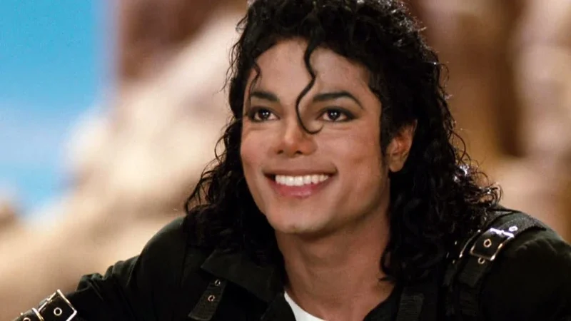 Michael Jackson: Raja Pop dengan Vokal Revolusioner