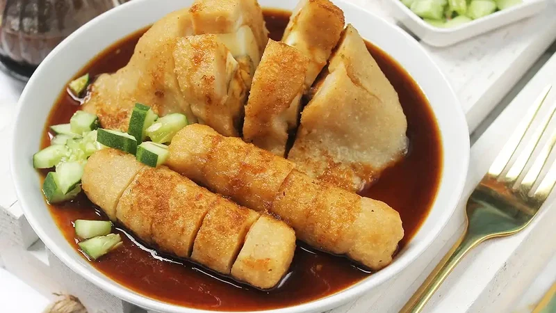 Pempek Palembang: Makanan Ikan Asli Sumatera Selatan