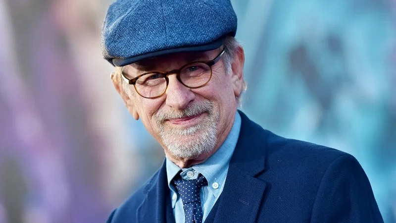 Steven Spielberg Sutradara: Jejak Sang Maestro di Balik Layar Hollywood