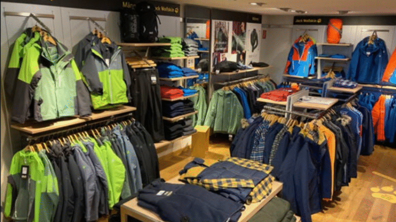 Menjelajahi Dunia Bersama Jack Wolfskin: Lebih dari Sekadar Perlengkapan
