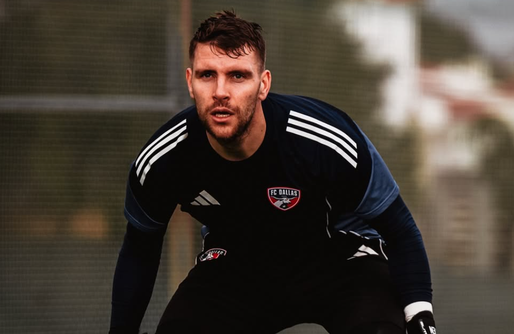 Nilai Transfer Maarten Paes Tembus Rp26 Miliar! Persib Bandung Dirumorkan Siap Bikin Geger Bursa Super League. Sumber: Instagram Maarten Paes. Sumber: Instagram Maarten Paes