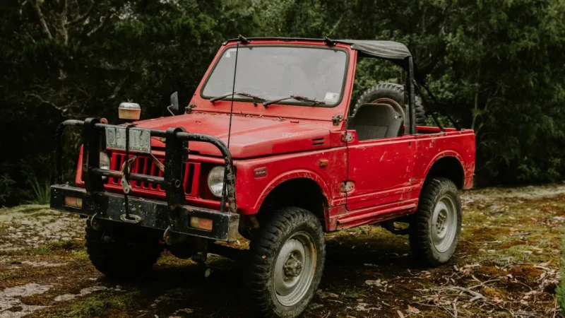 Suzuki Jimny Sierra: Review Lengkap, Kelebihan dan Kekurangannya