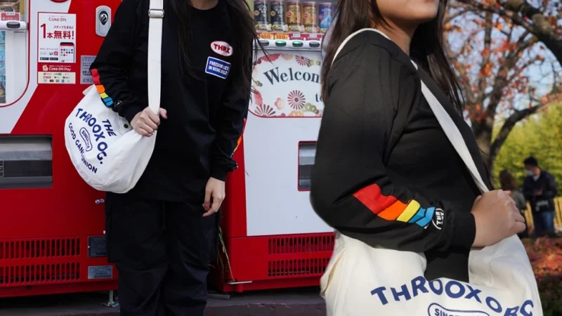 Review Throox Ericka Black: Pilihan Tepat Kaos Lengan Panjang