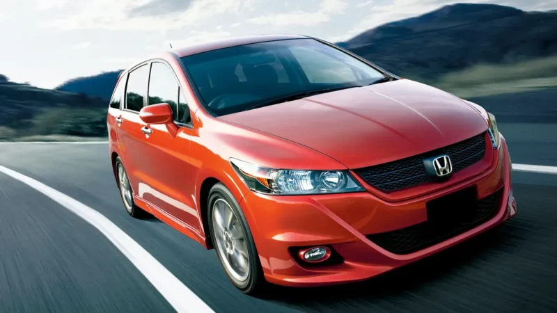 Apa Mobil Keluarga Terbaik? Ini Pilihan Mobil 7 Penumpang Murah yang Masih Jadi Favorit